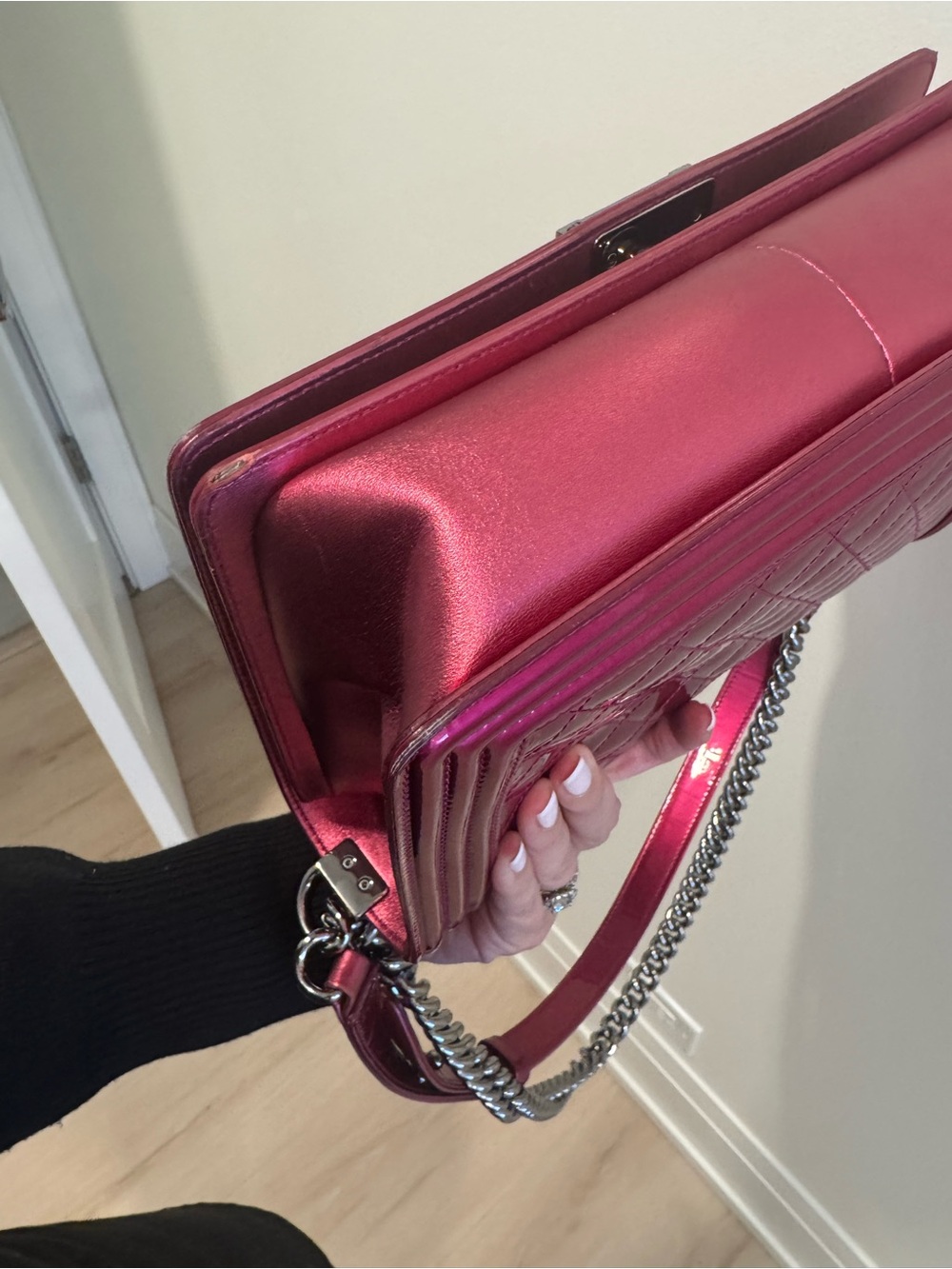 Chanel Boy Chanel Flap Bag Old Medium Patent Pink - Picture 7 of 8